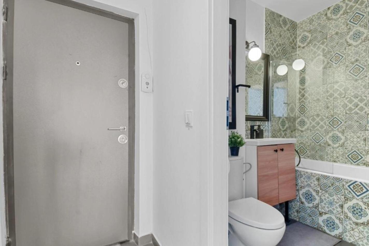 Serene Retreat - Beautifully Designed Studio Bükreş Dış mekan fotoğraf